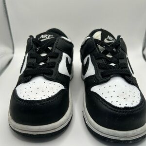 Pre-owned Nike dunks for toddlers